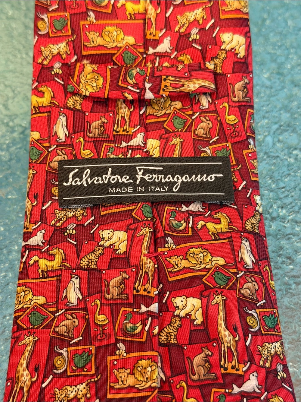 Salvatore Ferragamo Multi Color Silk Animal Motif Tie 59” 3.5” - Picture 3 of 4